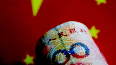 Three Chinese banks have frozen deposits, leaving Chinese depositors in the dark.