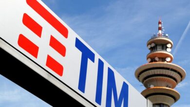 Telecom Italia boosted by rival offer for landline grid