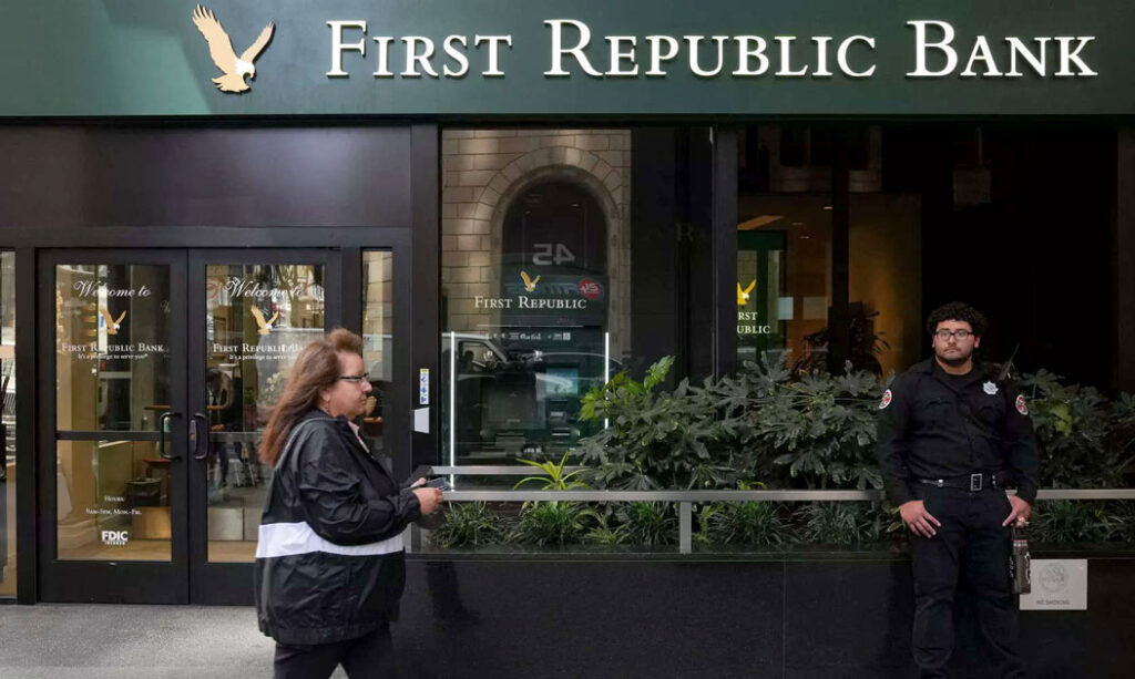 US FDIC Requests Final First Republic Bids from JPMorgan and PNC by Sunday