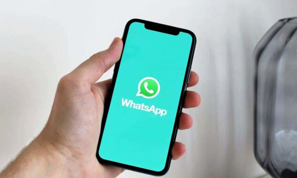 WhatsApp to launch feature that transcribes voice messages