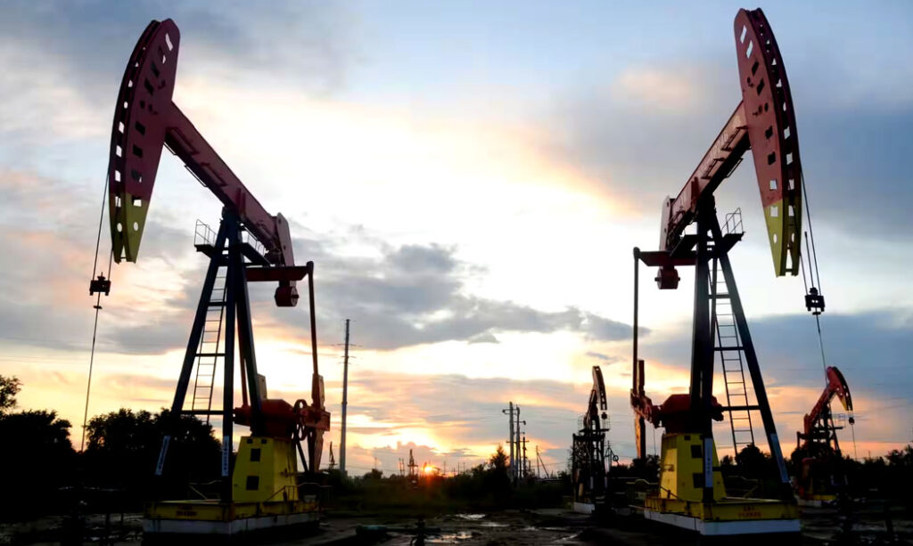 Oil prices see slight increase as concerns over recession ease