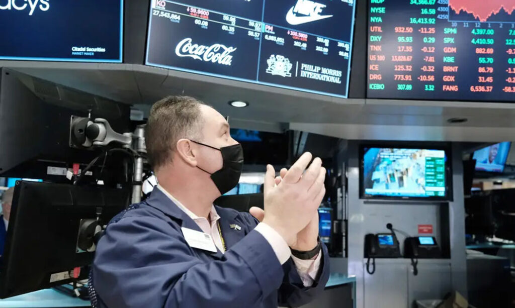 Marathon Petroleum Beats Consensus Estimates with Q1 Profit Surge