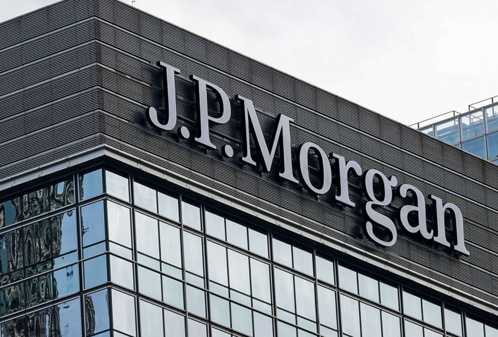 JPMorgan Recommends Buying Shares of Restaurant Brands, Owner of Burger King